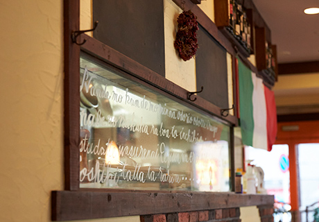 trattoria Little Marcoの店内